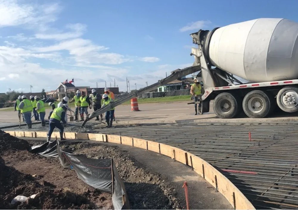 New Concrete Sidewalk Construction